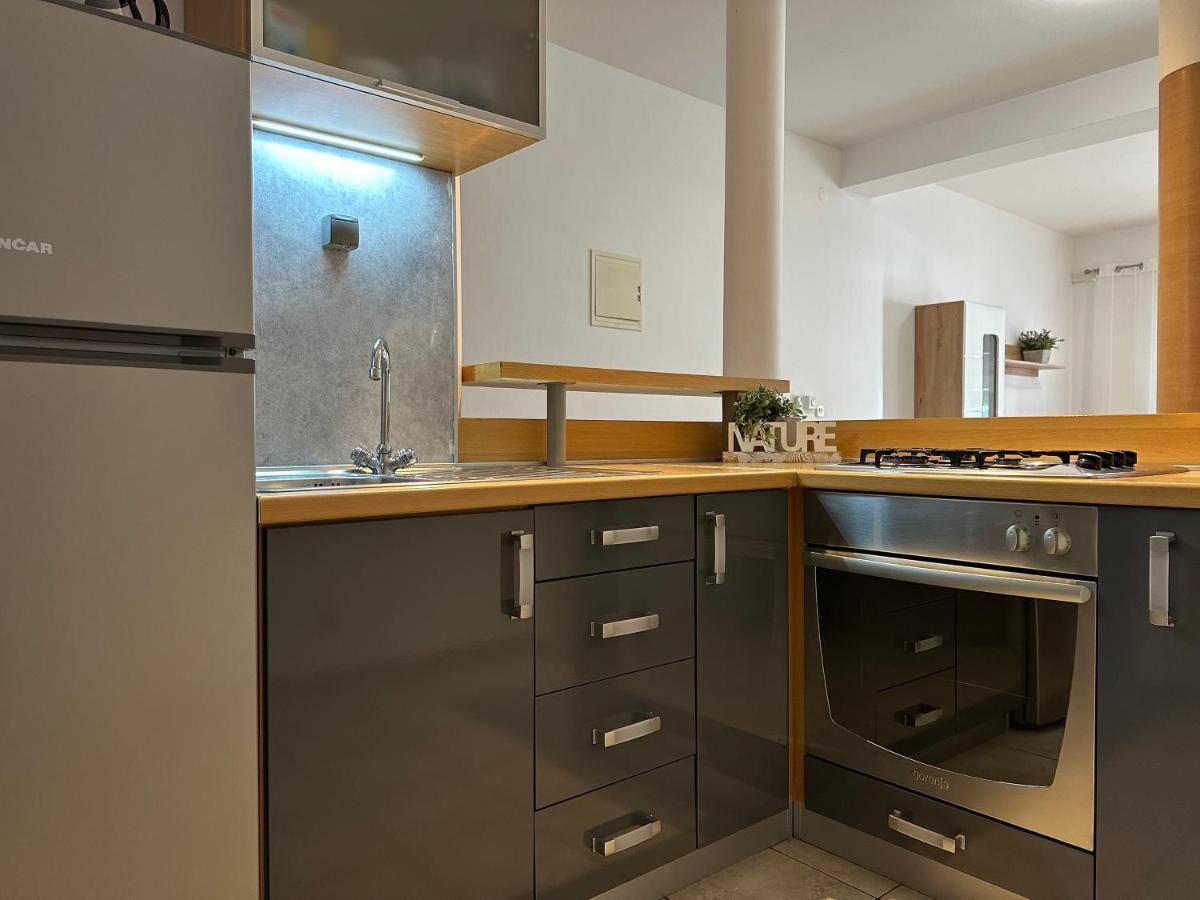 Apartmani Roko Биоград-на-Мору Экстерьер фото