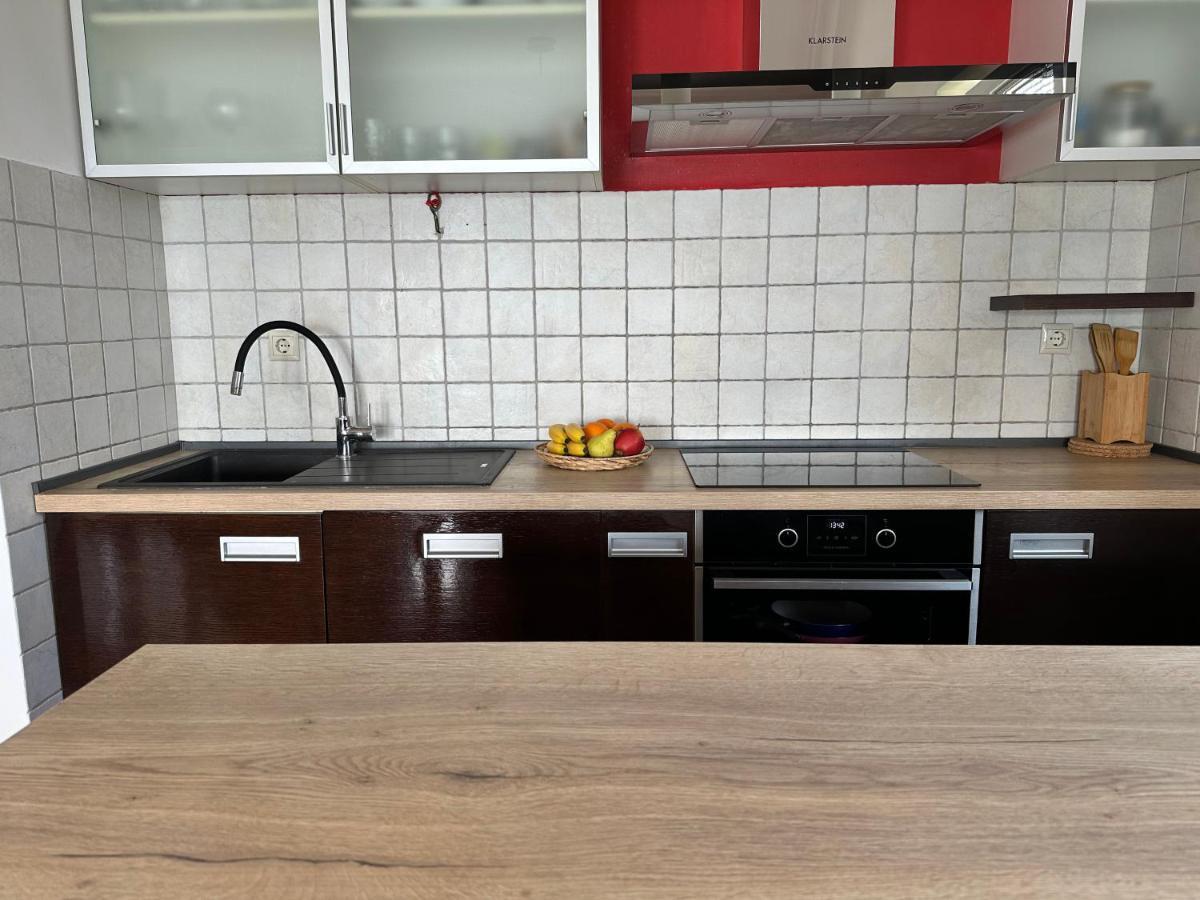 Apartmani Roko Биоград-на-Мору Экстерьер фото